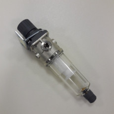 DF-301 - Compressed air pressure regulator w/filter DF-301 - Compressed air pressure regulator w/filter